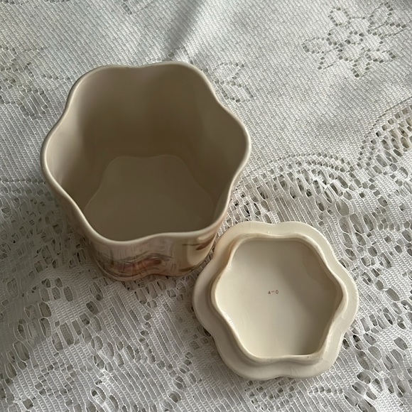 Vintage Palissy Royale Collection Lidded Jar - Picture 3 of 8